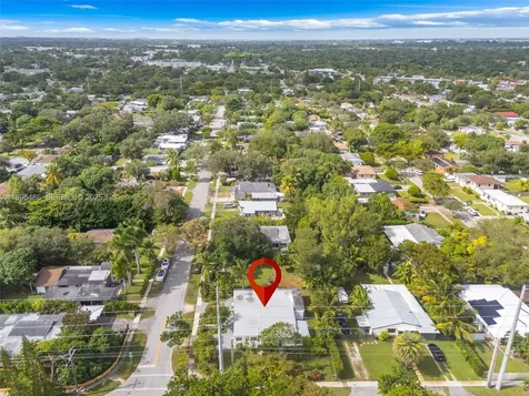 1585 NE 139th Street North Miami FL 33161