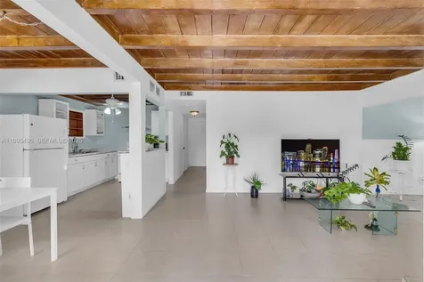 1585 NE 139th Street North Miami FL 33161