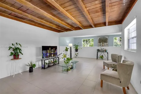 1585 NE 139th Street North Miami FL 33161
