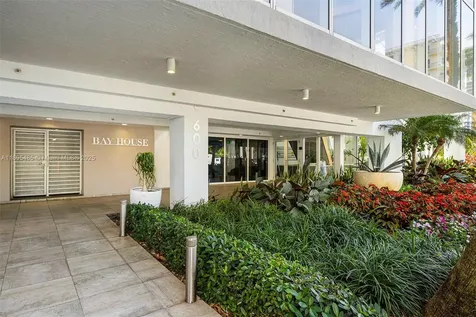 600 NE 27th Street Miami FL 33137