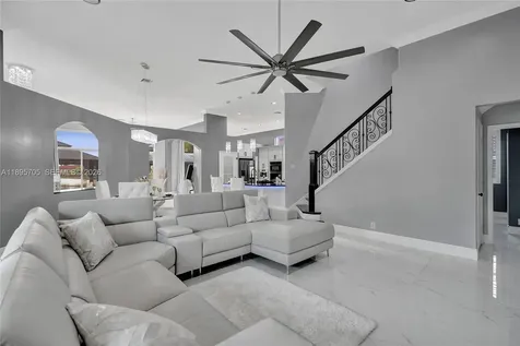 4248 SW 185th Avenue Miramar FL 33029
