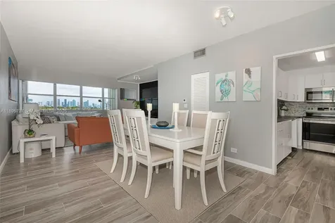 3 Island Avenue Miami Beach FL 33139