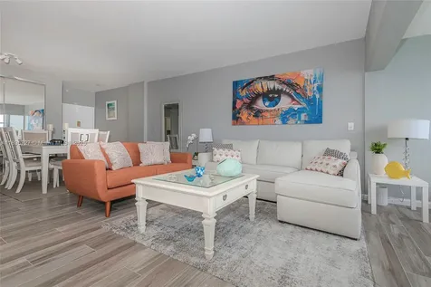 3 Island Avenue Miami Beach FL 33139