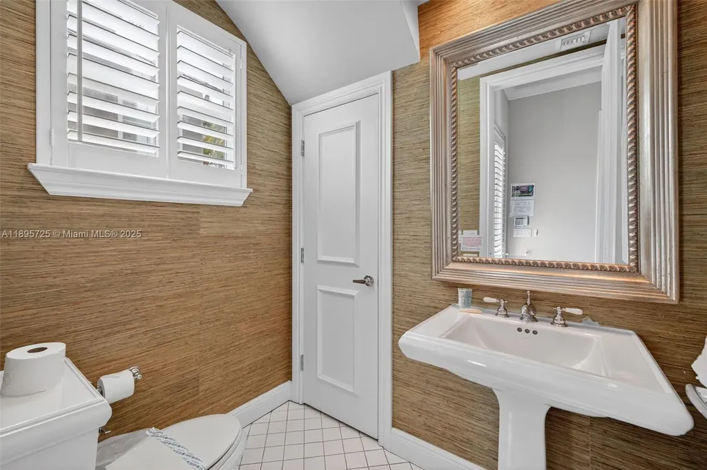 312 NE 12th Avenue Fort Lauderdale FL 33301