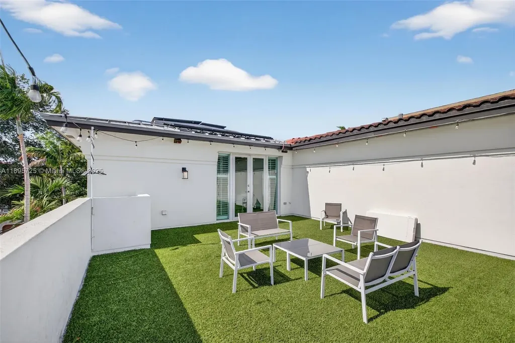 312 NE 12th Avenue Fort Lauderdale FL 33301