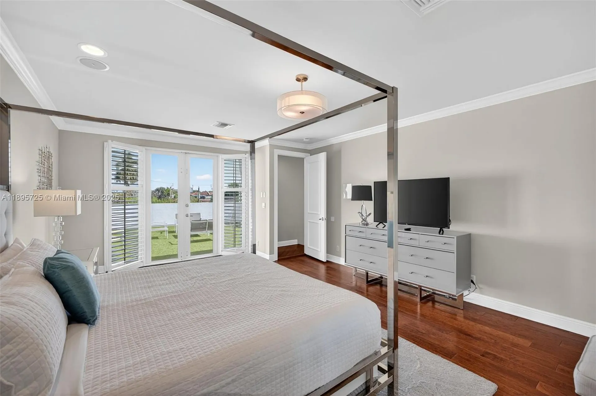 312 NE 12th Avenue Fort Lauderdale FL 33301