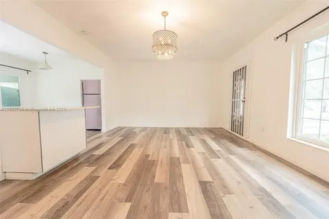 12426 NW 8th Avenue North Miami FL 33168