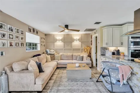 6821 NW 6th Street Margate FL 33063