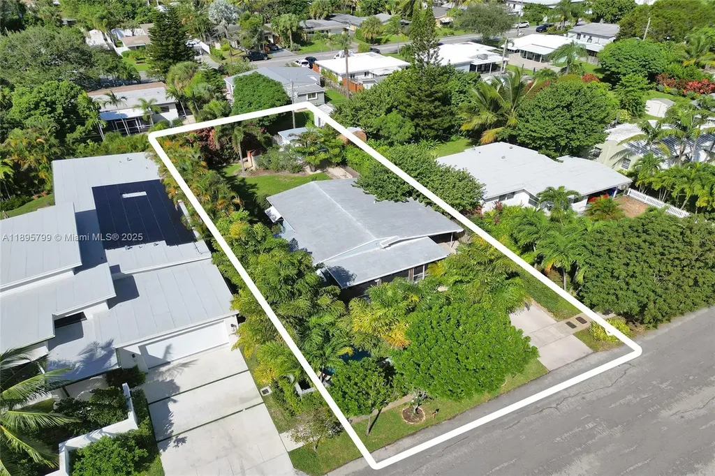 1413 NE 17th Way Fort Lauderdale FL 33304