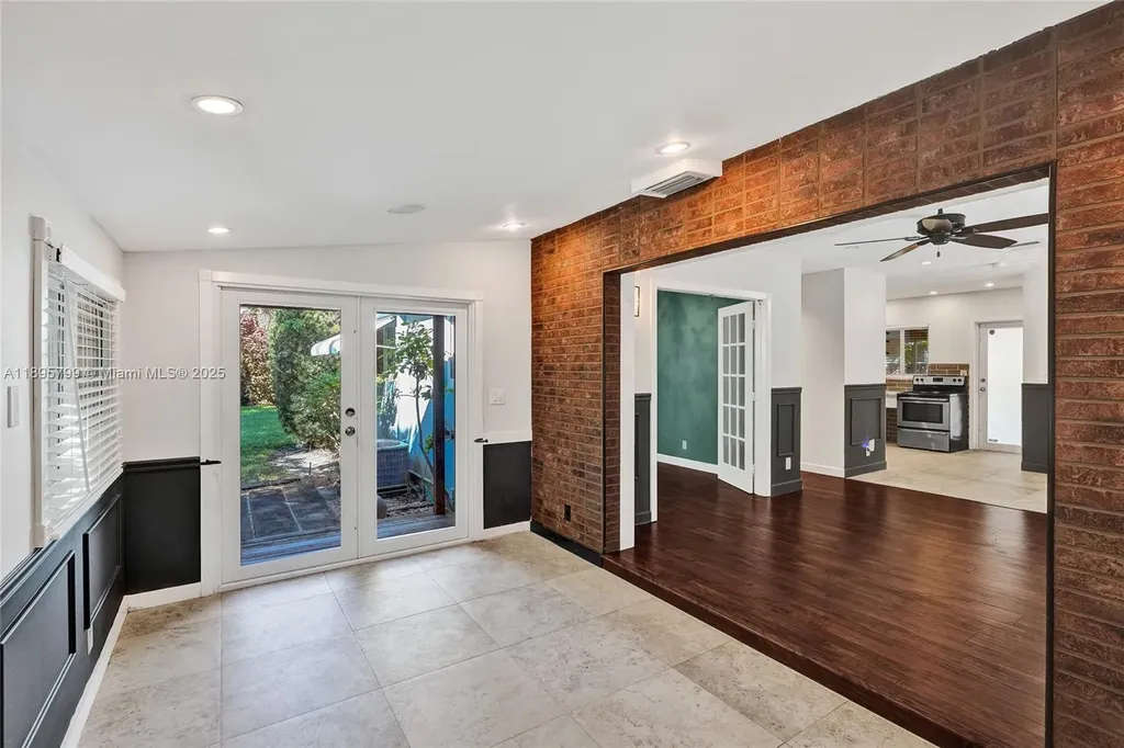 1413 NE 17th Way Fort Lauderdale FL 33304