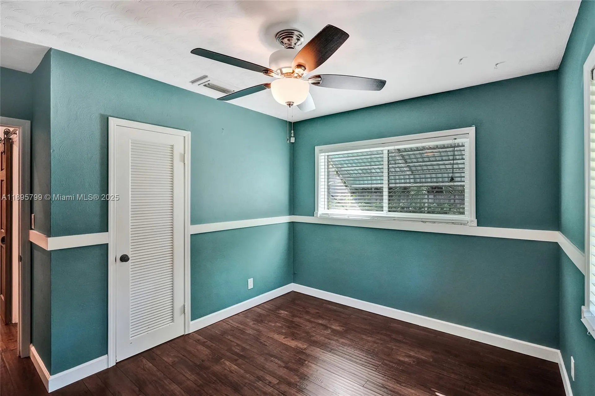 1413 NE 17th Way Fort Lauderdale FL 33304