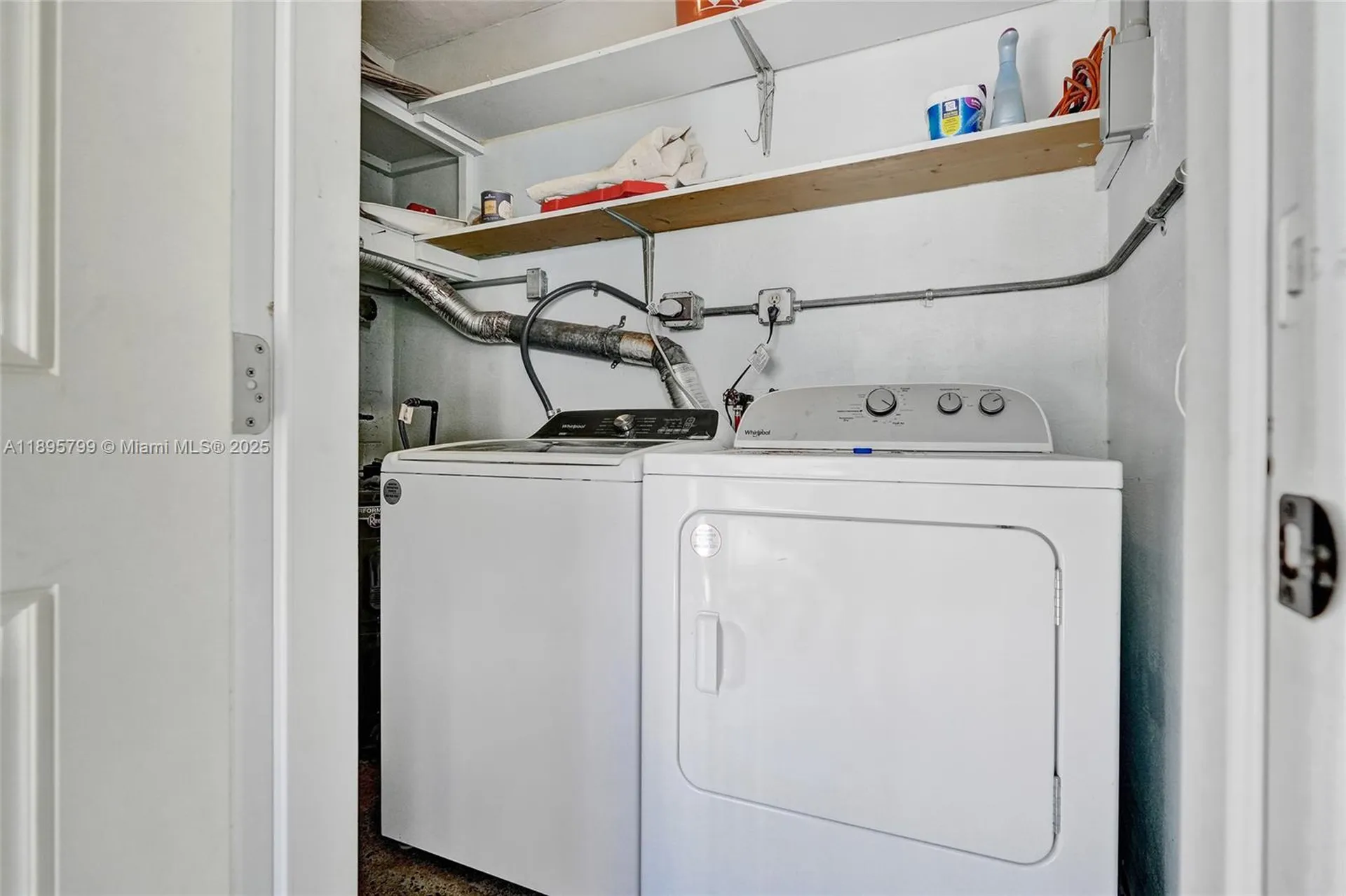 1413 NE 17th Way Fort Lauderdale FL 33304