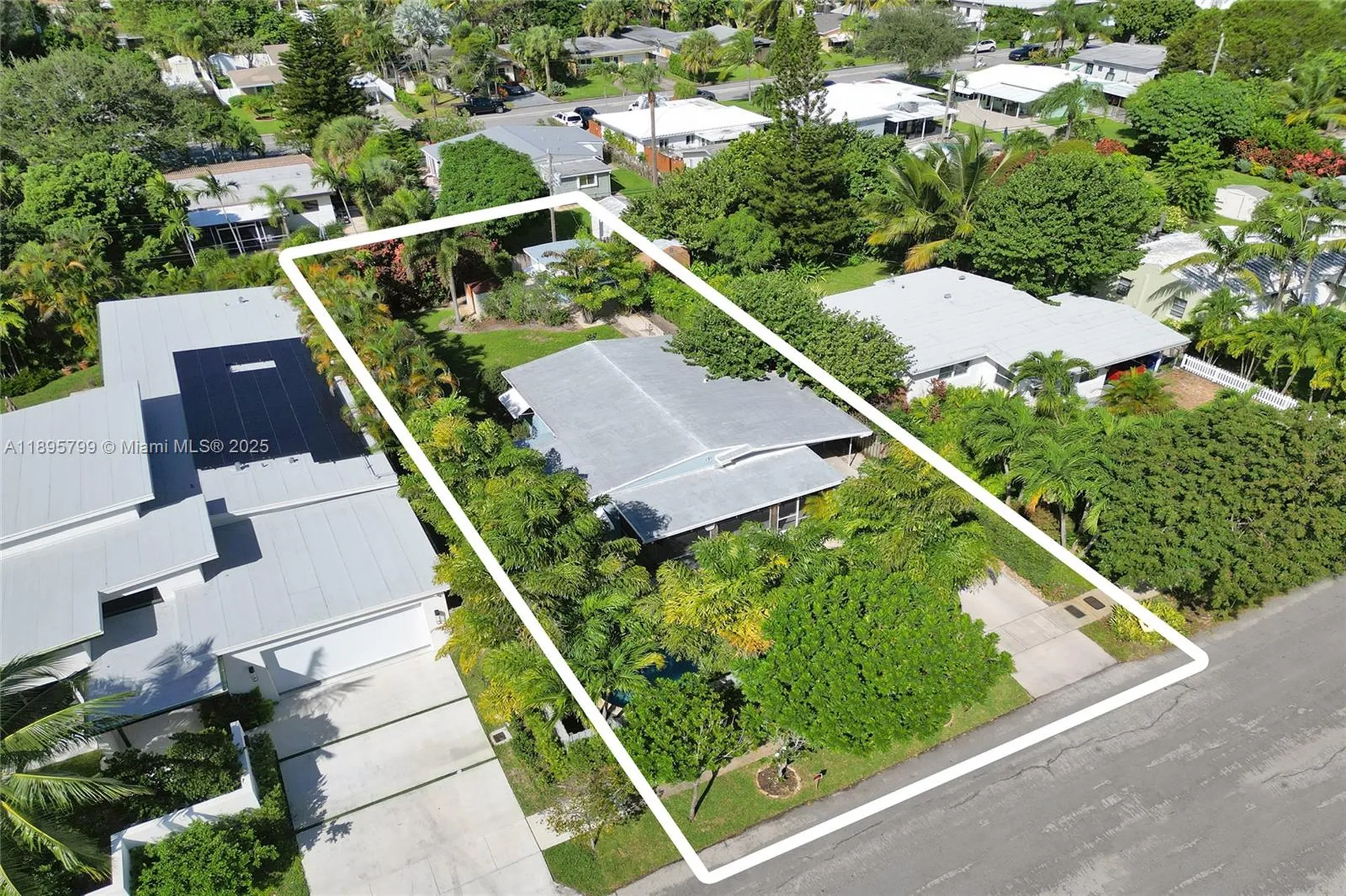 1413 NE 17th Way Fort Lauderdale FL 33304