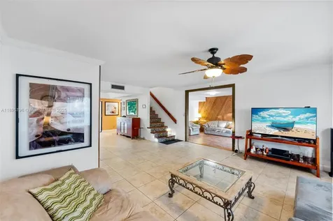 8211 SW 39th Court Davie FL 33328