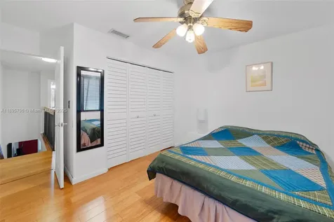 8211 SW 39th Court Davie FL 33328