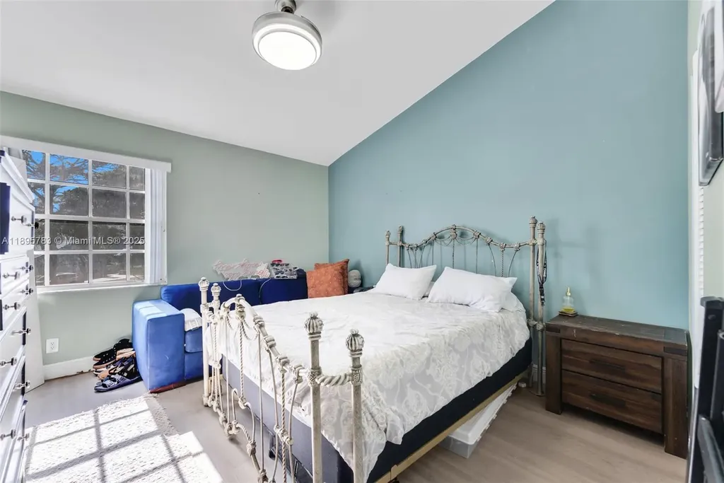 17070 Boca Club Boulevard Boca Raton FL 33487