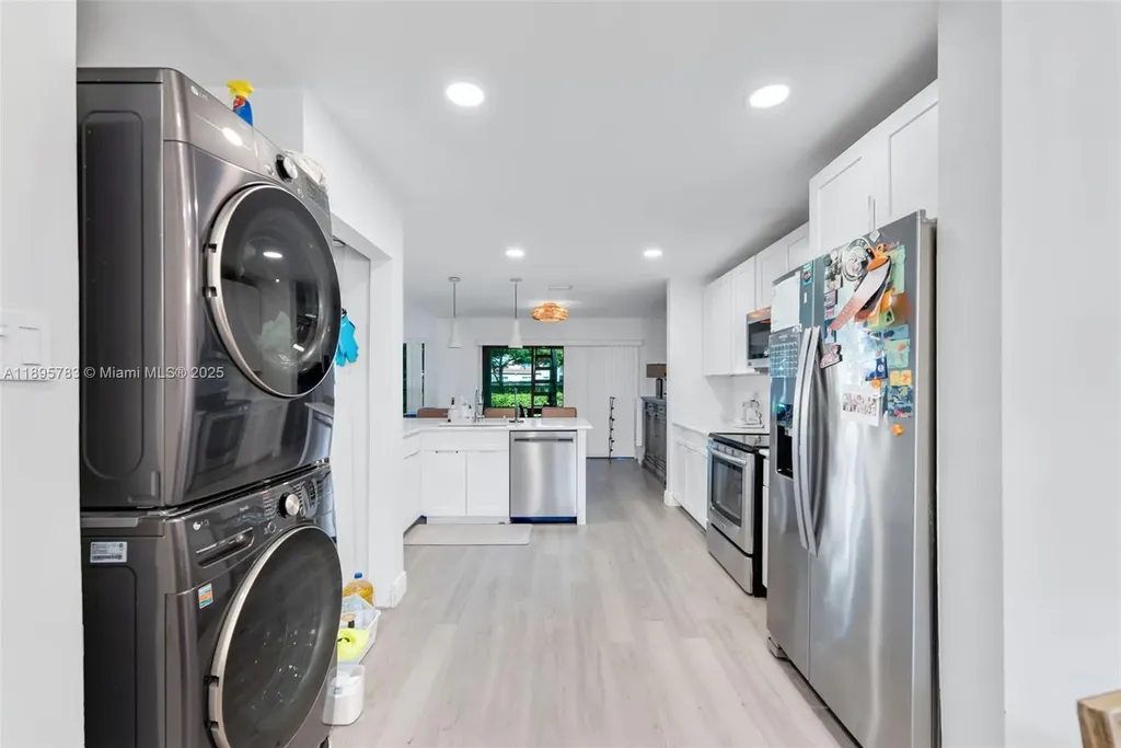 17070 Boca Club Boulevard Boca Raton FL 33487