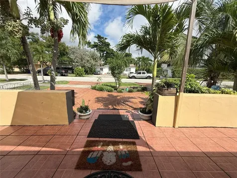 2808 Rodman Street Hollywood FL 33020