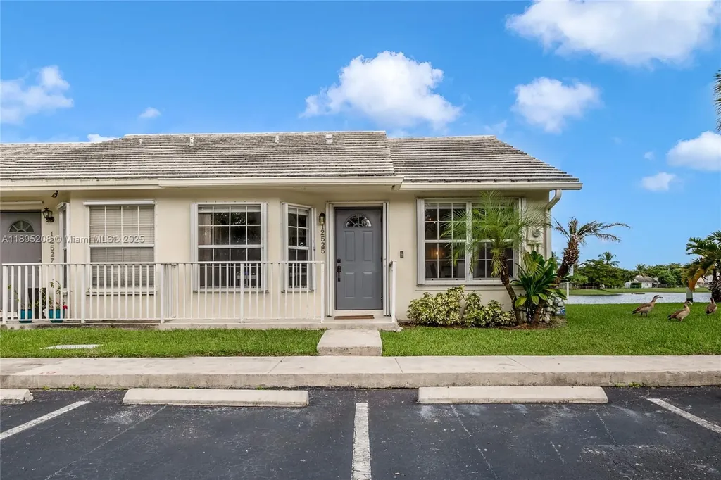 12525 SW 147th Terrace Miami FL 33186