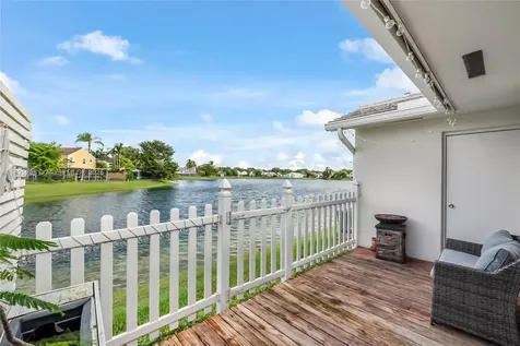 12525 SW 147th Terrace Miami FL 33186