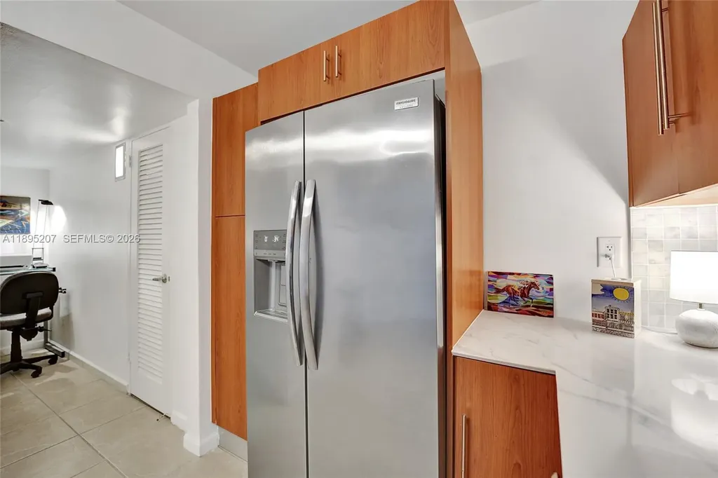 3000 S Ocean Drive Hollywood FL 33019