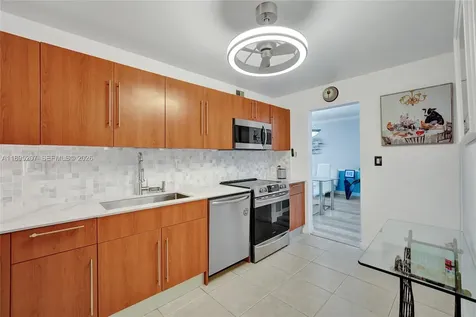 3000 S Ocean Drive Hollywood FL 33019