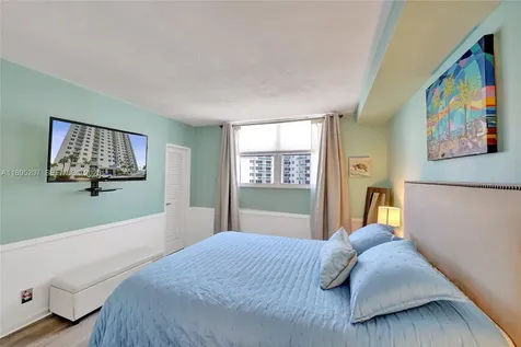 3000 S Ocean Drive Hollywood FL 33019