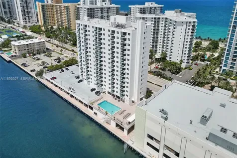 3000 S Ocean Drive Hollywood FL 33019