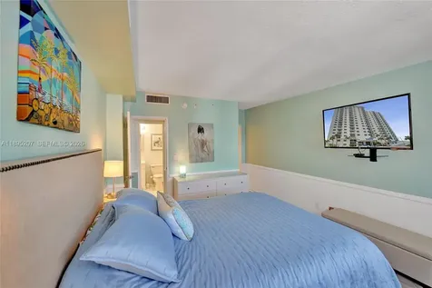 3000 S Ocean Drive Hollywood FL 33019