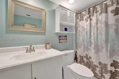 3000 S Ocean Drive Hollywood FL 33019