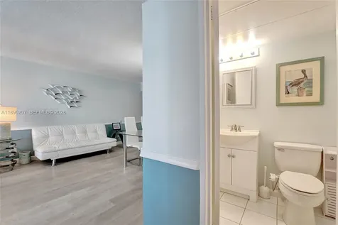 3000 S Ocean Drive Hollywood FL 33019