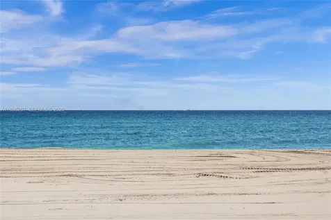 3000 S Ocean Drive Hollywood FL 33019