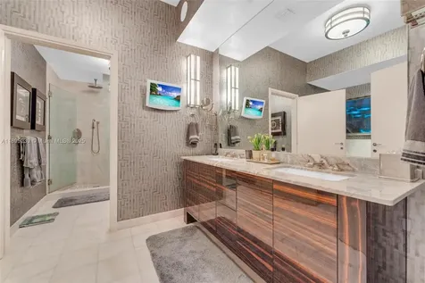 50 S Pointe Drive Miami Beach FL 33139