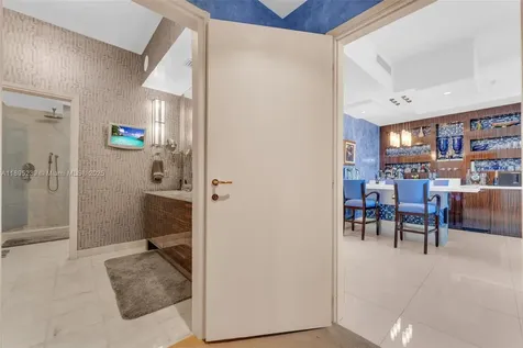 50 S Pointe Drive Miami Beach FL 33139