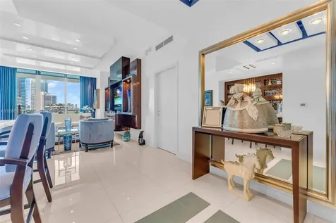 50 S Pointe Drive Miami Beach FL 33139