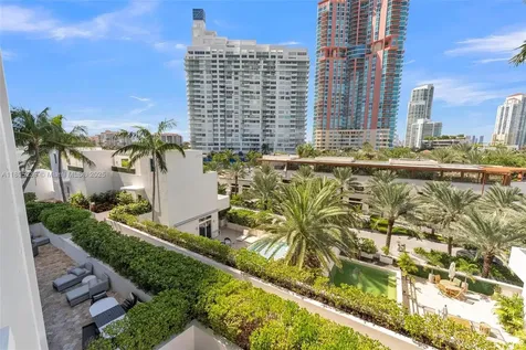 50 S Pointe Drive Miami Beach FL 33139