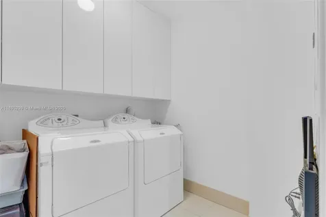 50 S Pointe Drive Miami Beach FL 33139
