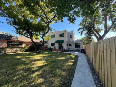 1534 Monroe Street Hollywood FL 33020
