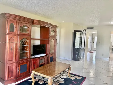 8105 NW 61st Street Tamarac FL 33321