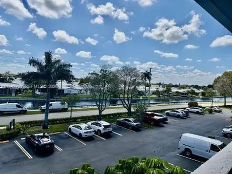8105 NW 61st Street Tamarac FL 33321