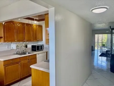 8105 NW 61st Street Tamarac FL 33321