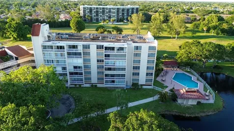 7051 Environ Boulevard Lauderhill FL 33319