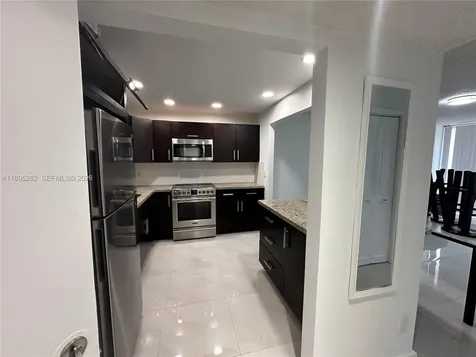 7051 Environ Boulevard Lauderhill FL 33319