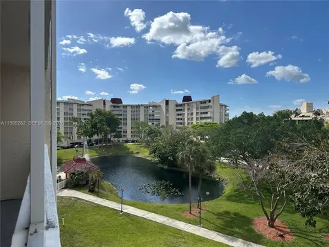 7051 Environ Boulevard Lauderhill FL 33319