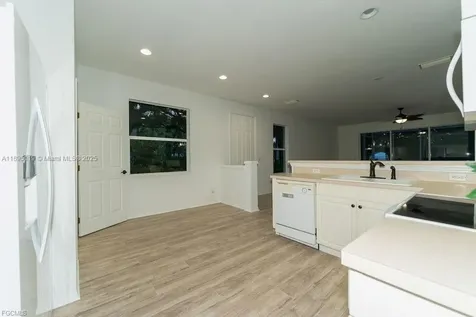 8350 Village Edge Circle Fort Myers FL 33919