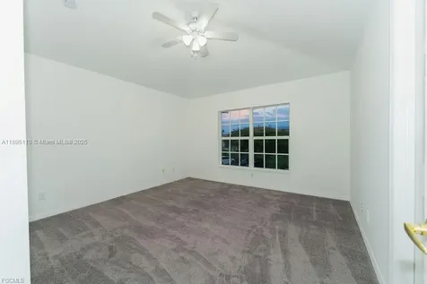 8350 Village Edge Circle Fort Myers FL 33919