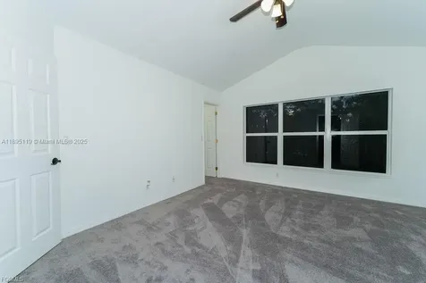 8350 Village Edge Circle Fort Myers FL 33919