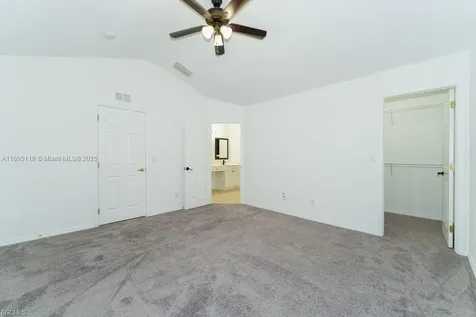 8350 Village Edge Circle Fort Myers FL 33919