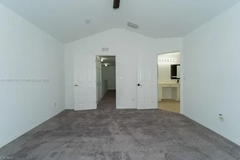 8350 Village Edge Circle Fort Myers FL 33919
