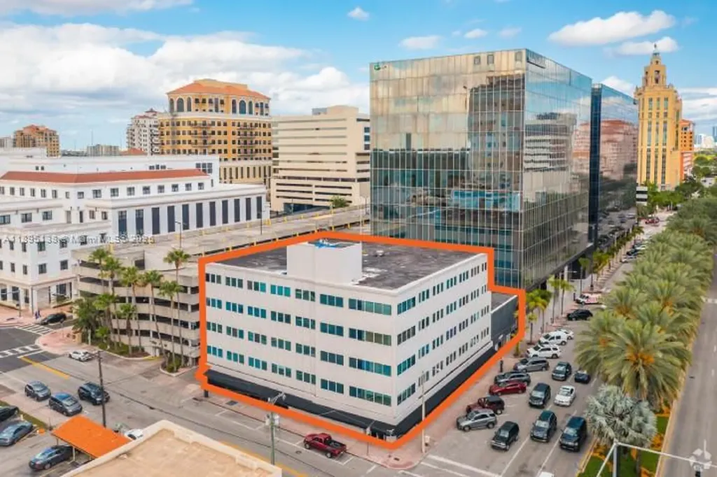 299 Alhambra Circle Coral Gables FL 33134